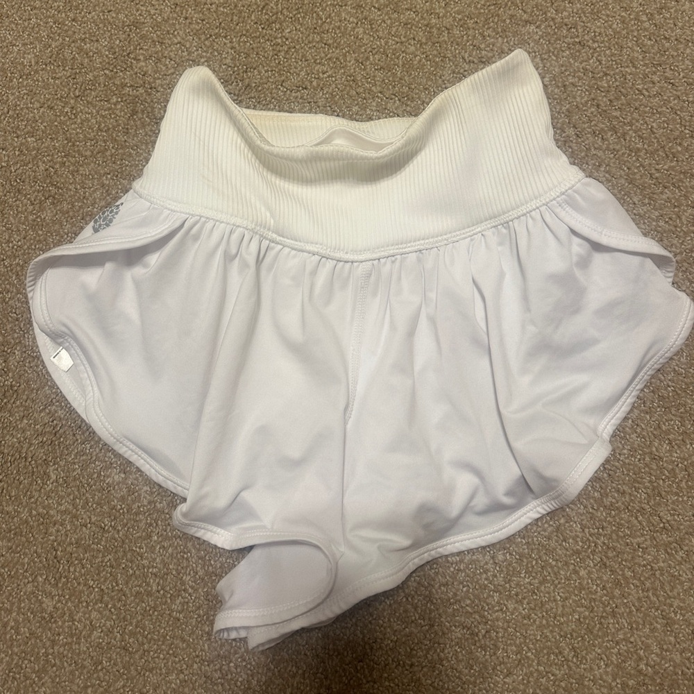 FREE PEOPLE white game time shorts